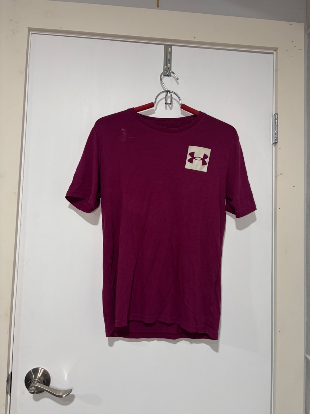 Under Armour Men's Deep Berry Crew Neck Short Sleeve Tee with Contrast Logo